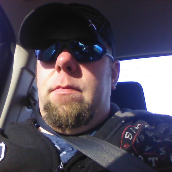 Meet your Posher, Travis - Picture 1 of 1